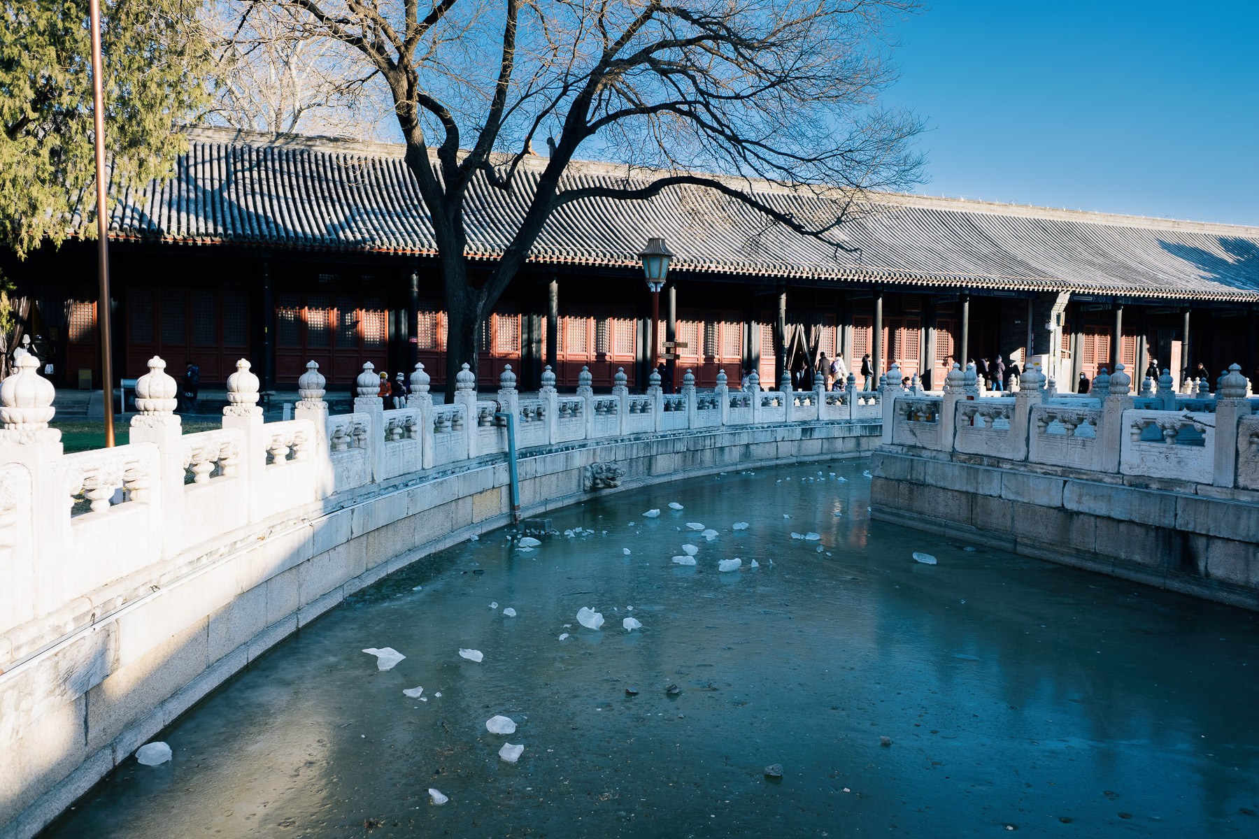 Biyong circular moat